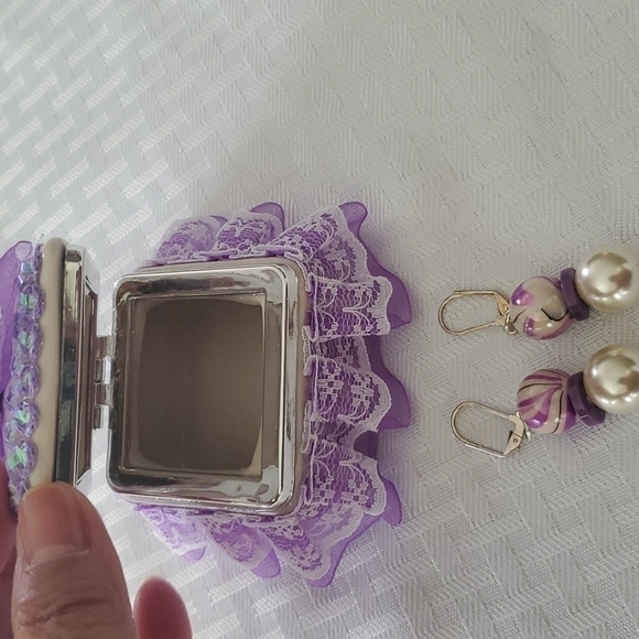 Jewelry‎ Box. - Picture 5 of 8